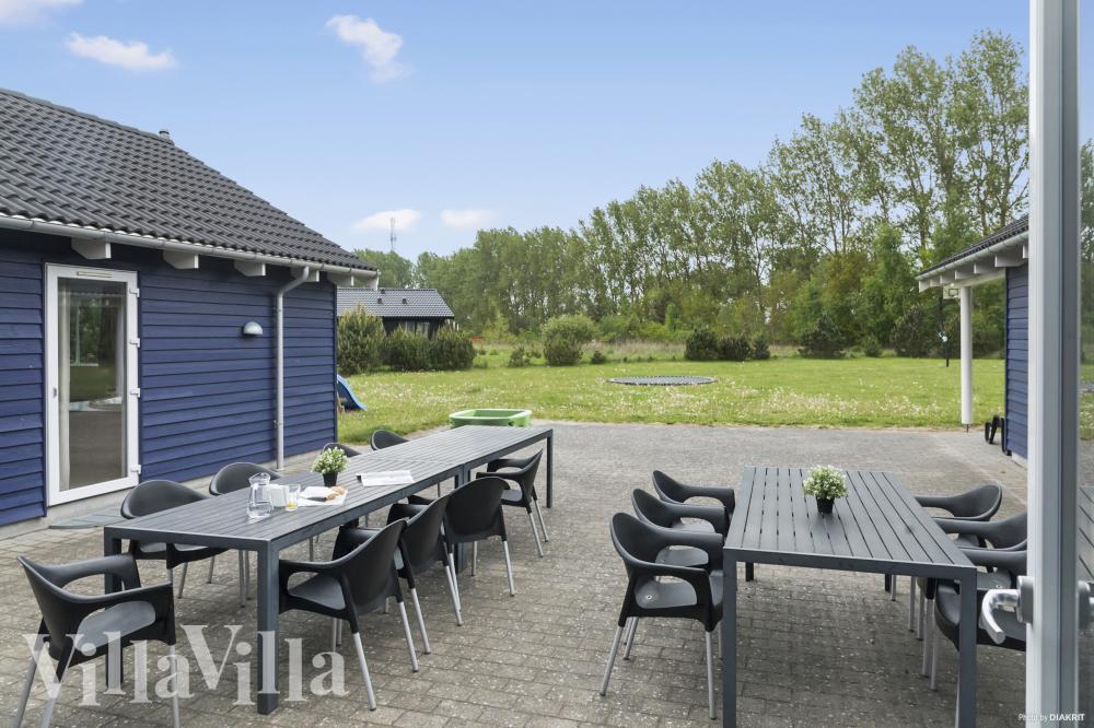 Luksushus nr. 314 har en dejlig terrasse med gode havemøbler til 20 personer.