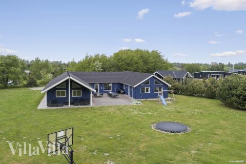 Flot sommerhus nr. 314 med god plads til op til 20 personer