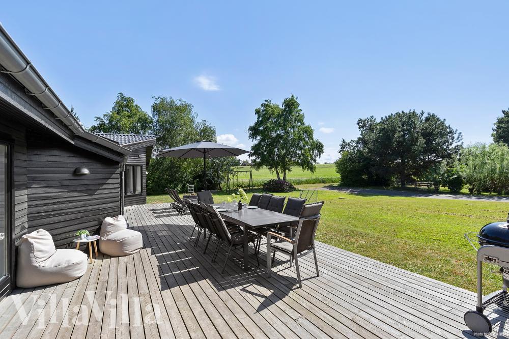 Stor terrasse ved luksushus nr. 963 i Nordsjælland.