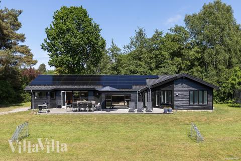 Flot sommerhus nr. 963 med god plads til op til 10 personer
