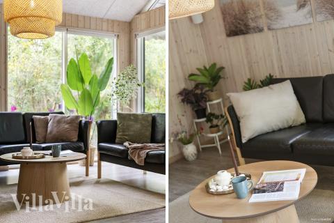 Der er mulighed for hygge i sommerhusets sofaarrangement, når I besøger luksushus nr. 313
