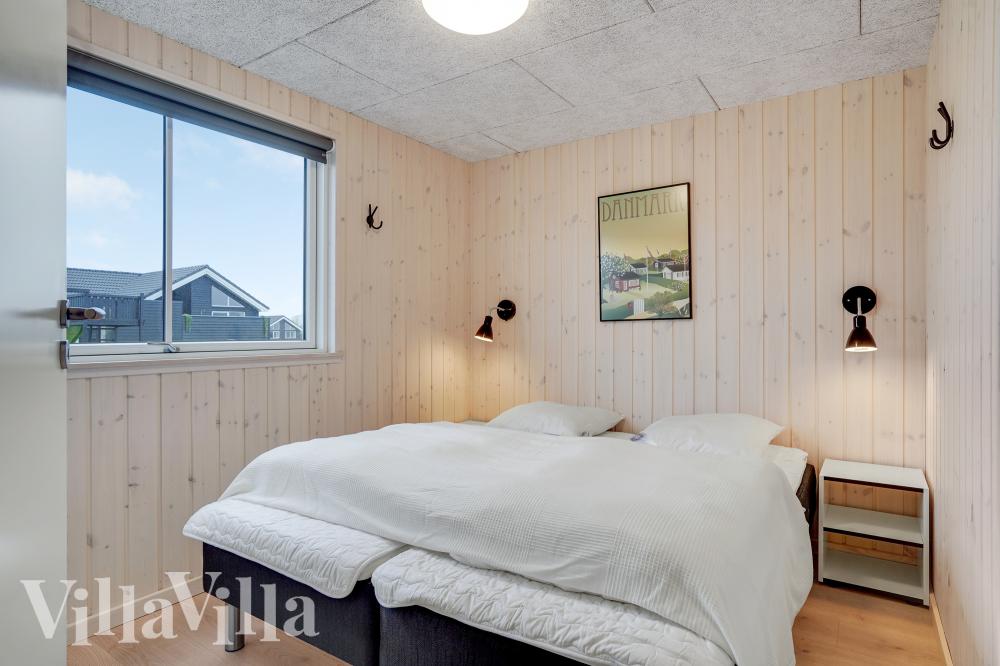 Et af de 8 soveværelser i luksushus nr. 973