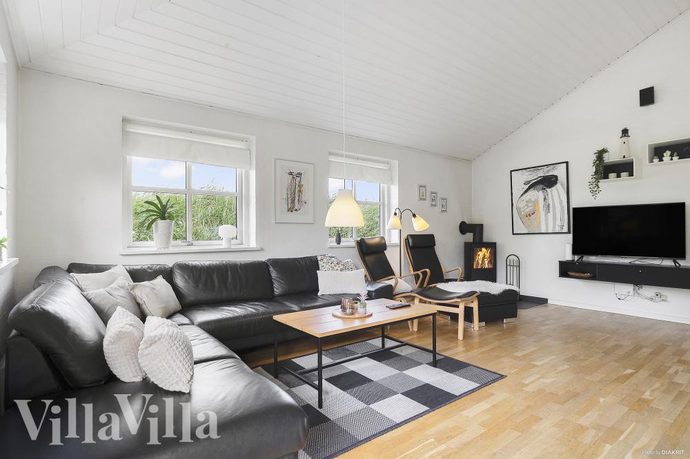 Sofahjørnet i luksushus 974 i Vestjylland.