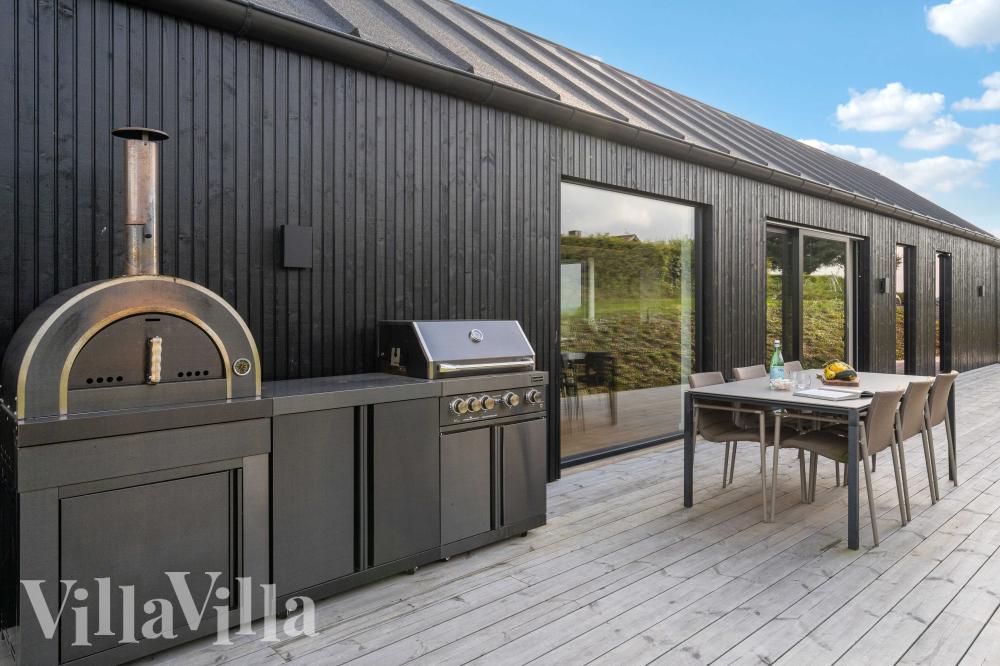 Stor terrasse ved luksushus nr. 992 i Sydjylland.