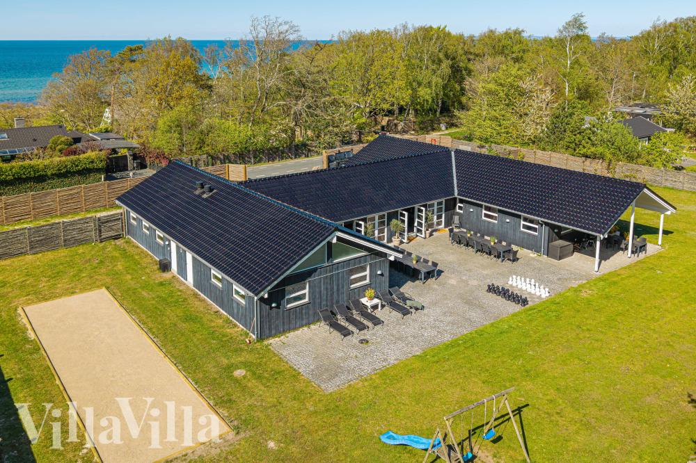 Dette skønne poolhus nr. 991 med plads til 30 personer ligger i Nordsjælland