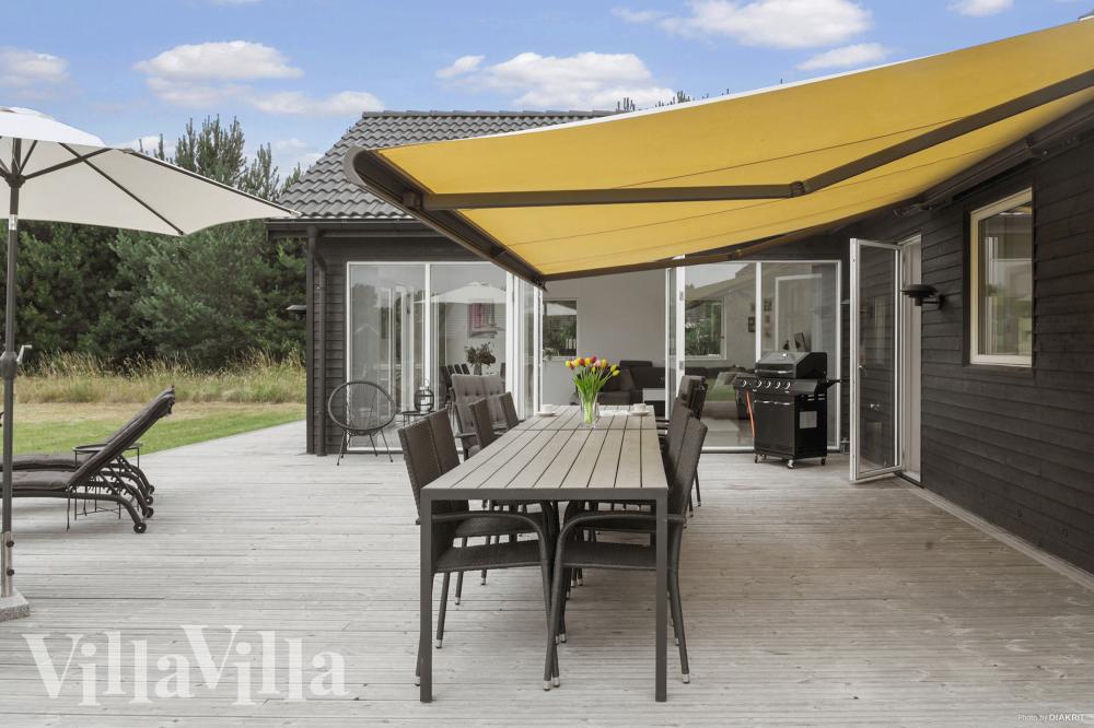 Stor terrasse ved luksushus nr. 969 i Lolland/Falster/Møn.