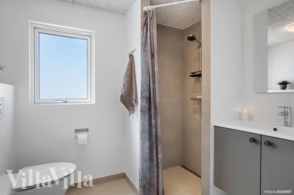 Ét af badeværelserne i luksushus nr. 921