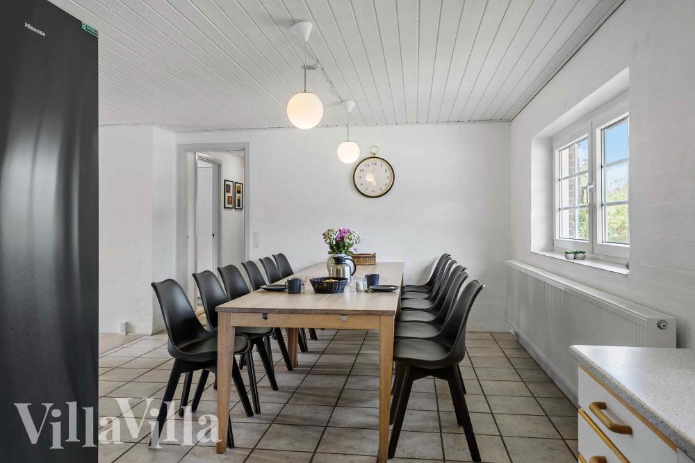 Det store lyse opholdrum i luksushus nr. 1005 til 14.